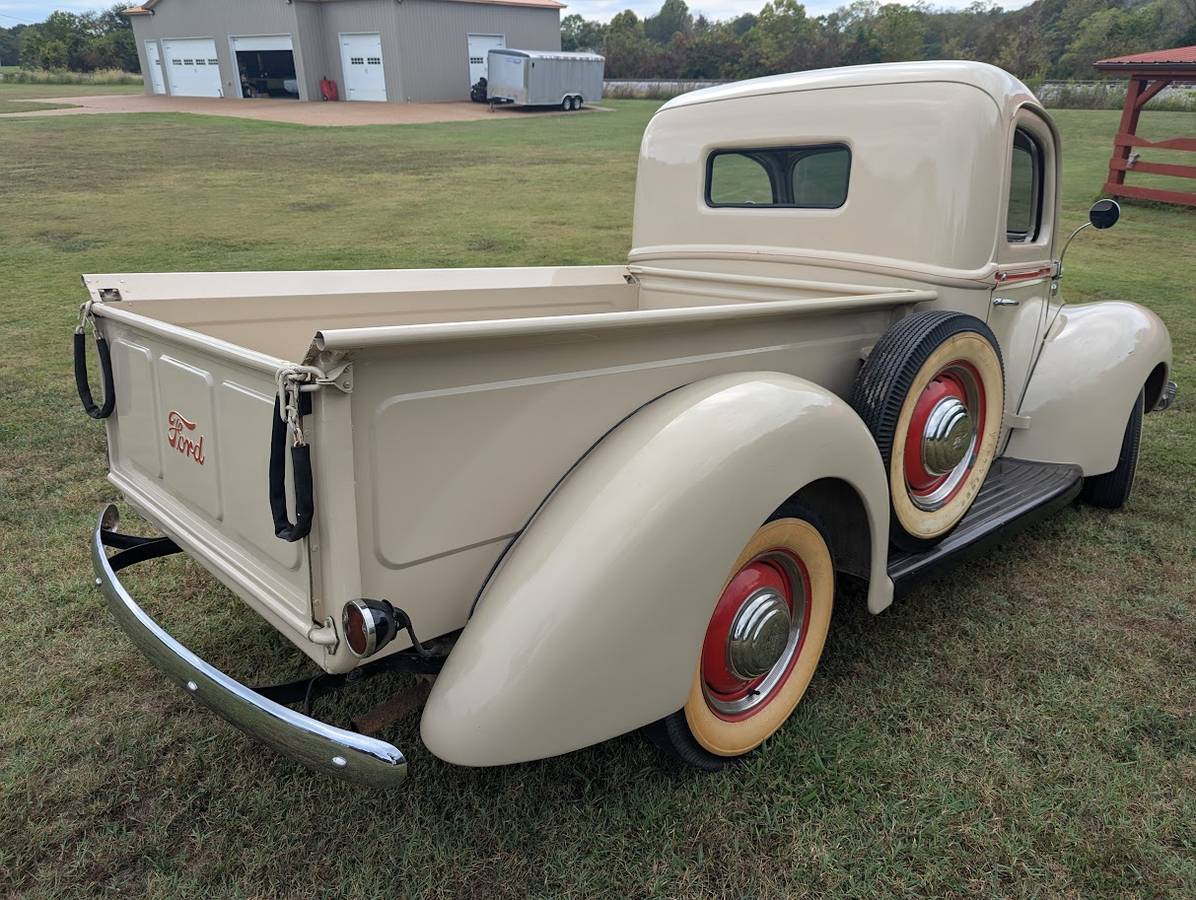 Ford-Pickup-1941-23