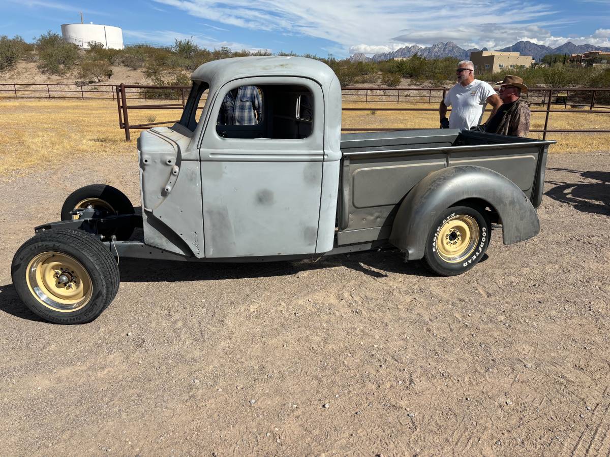 Ford-Pickup-1941-8