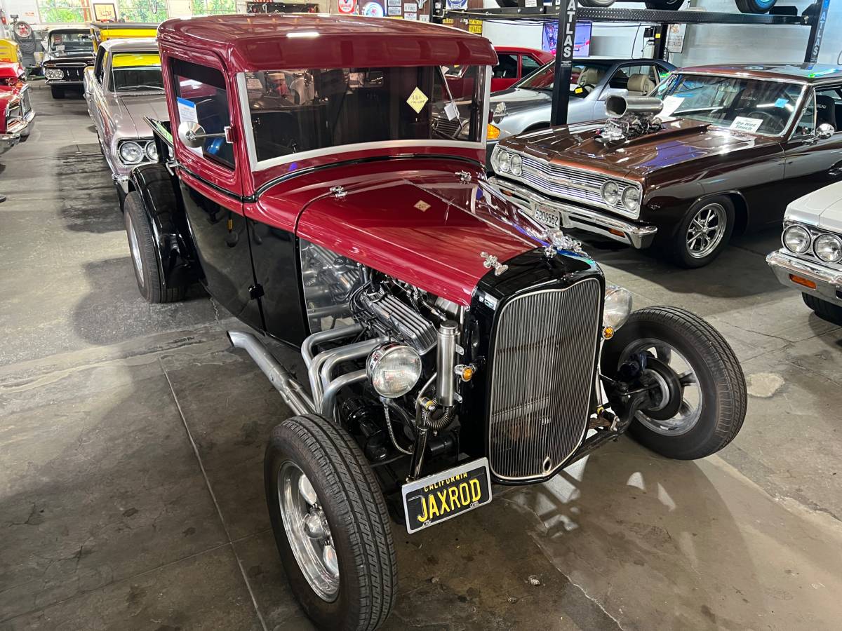 Ford-Pickup-truck-1932-2