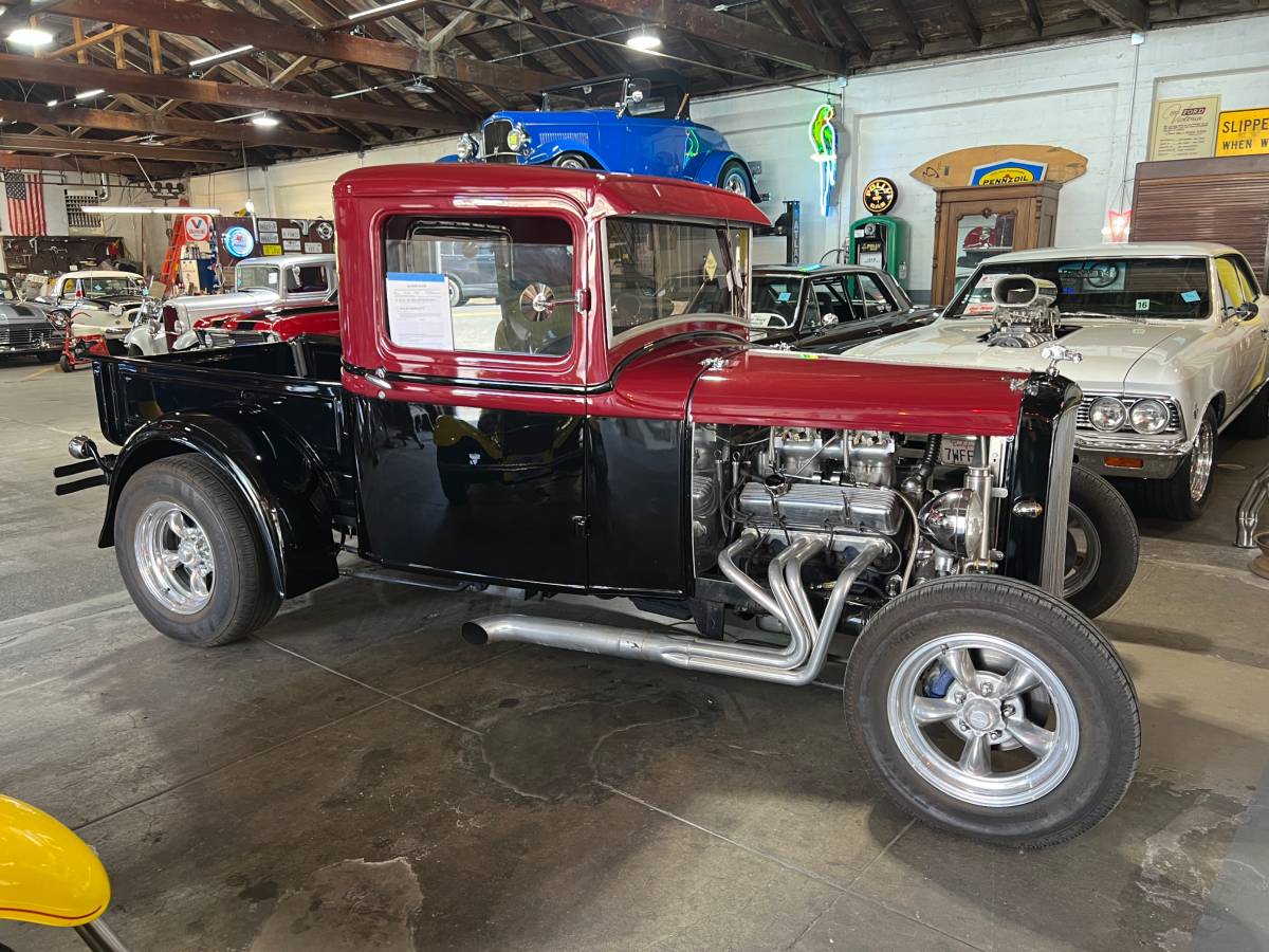 Ford-Pickup-truck-1932-4