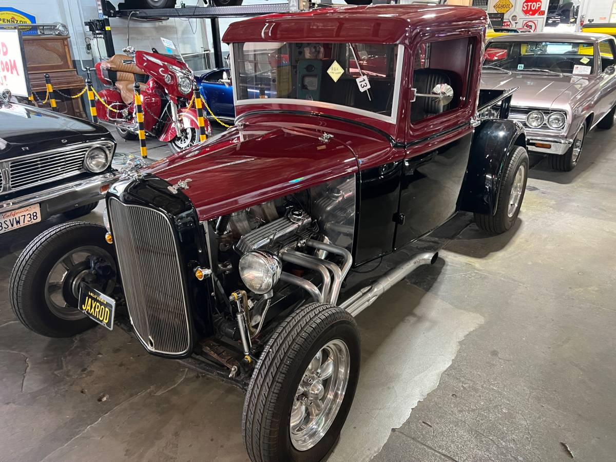 Ford-Pickup-truck-1932