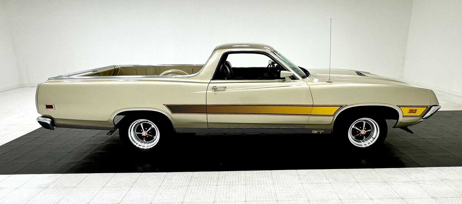 Ford-Ranchero-1971-5