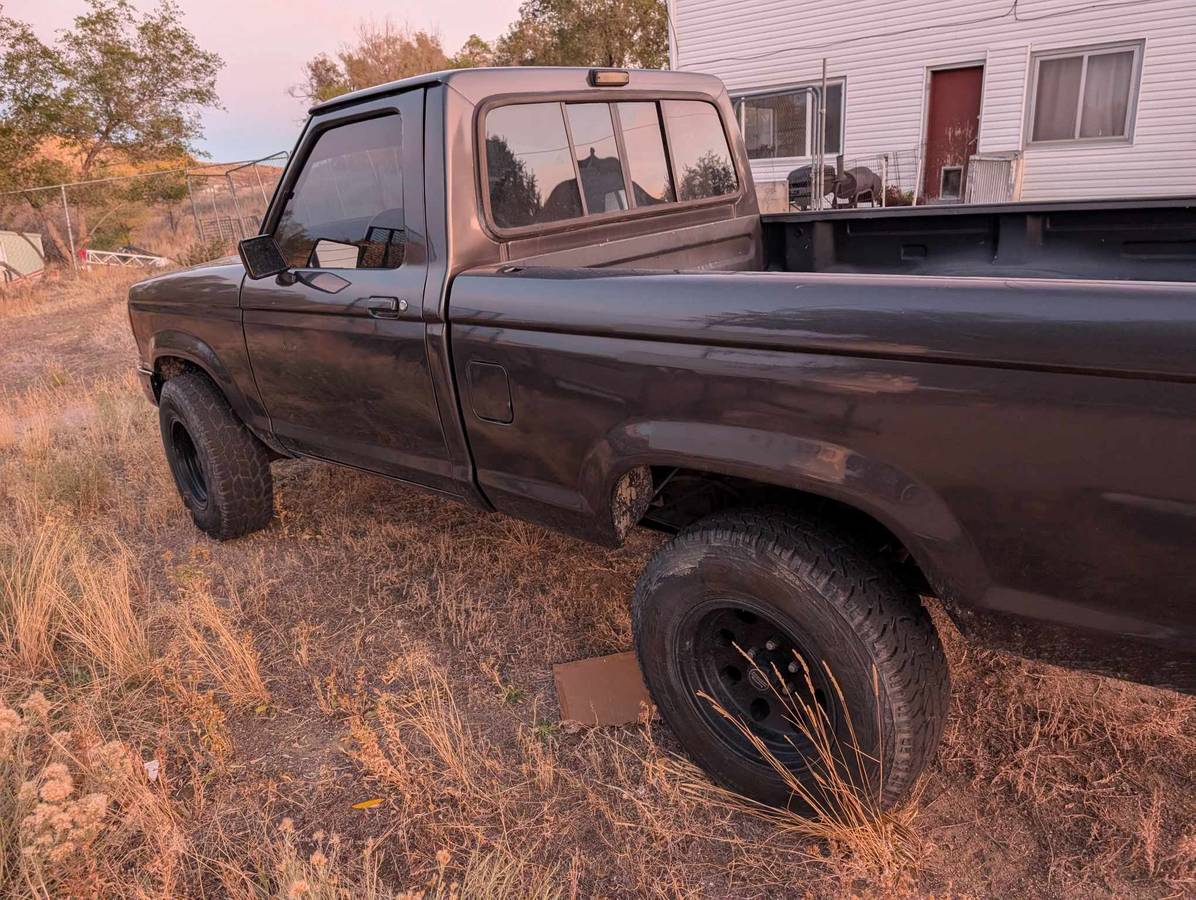 Ford-Ranger-1990-12