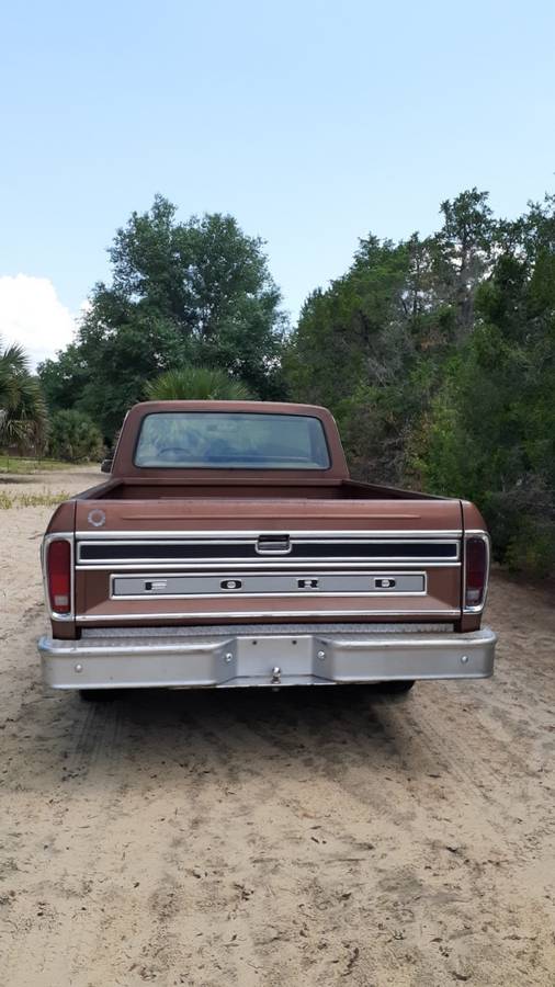 Ford-Ranger-xlt-1977-17