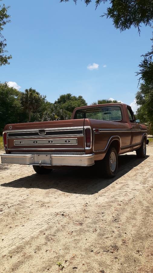 Ford-Ranger-xlt-1977-6