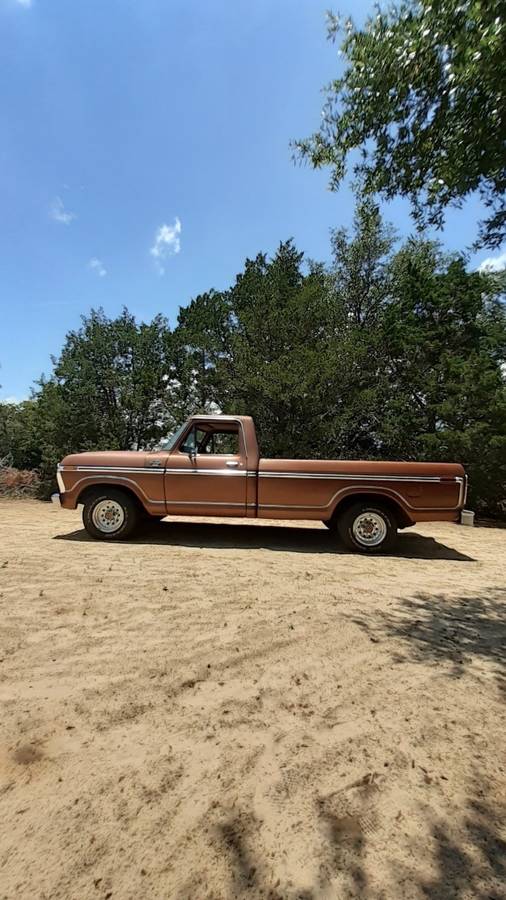 Ford-Ranger-xlt-1977-9