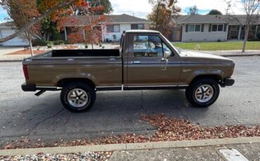 Ford-Ranger-xlt-4x4-1984-1