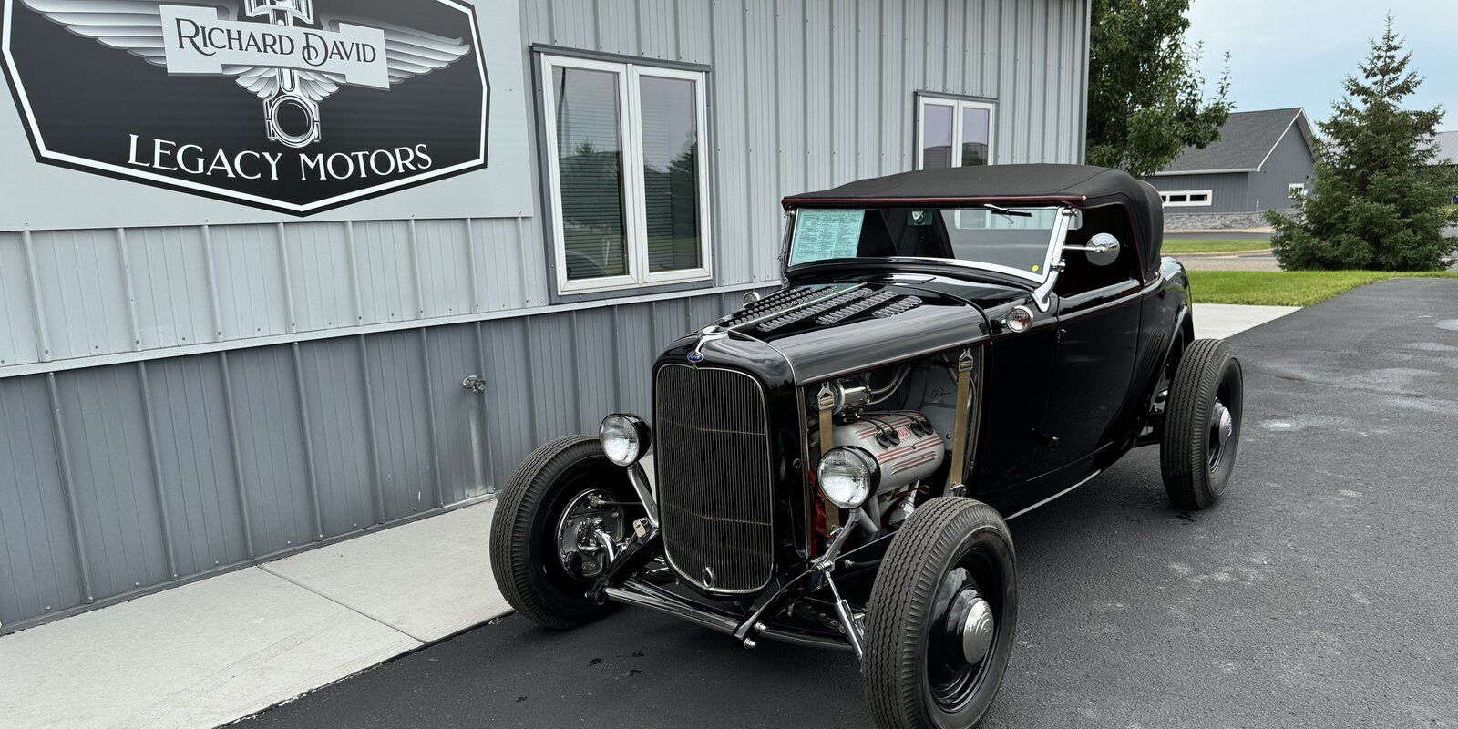 Ford-Roadster-1932-1