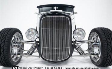 Ford-Roadster-1932-13