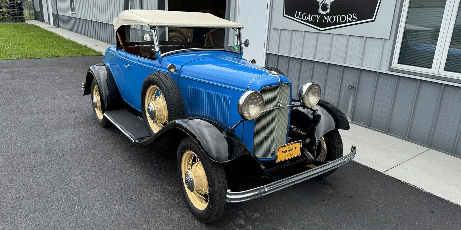 Ford-Roadster-1932-2