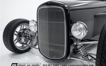 Ford-Roadster-1932-5