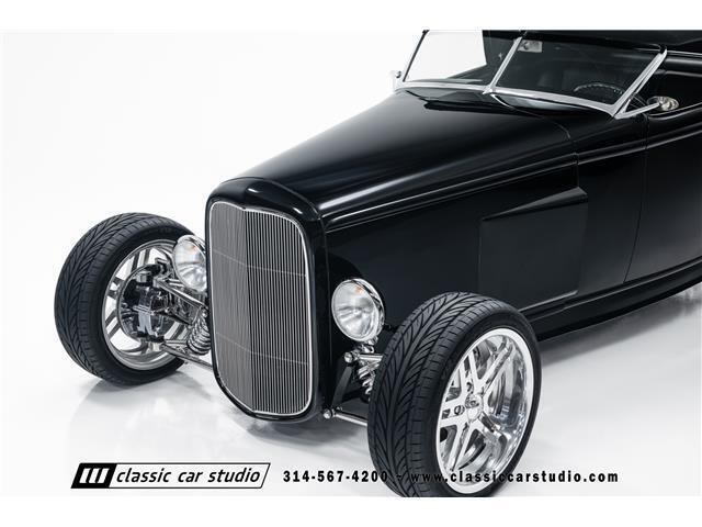 Ford-Roadster-1932-7