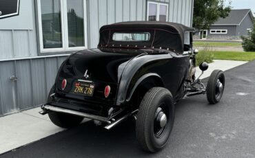 Ford-Roadster-1932-8