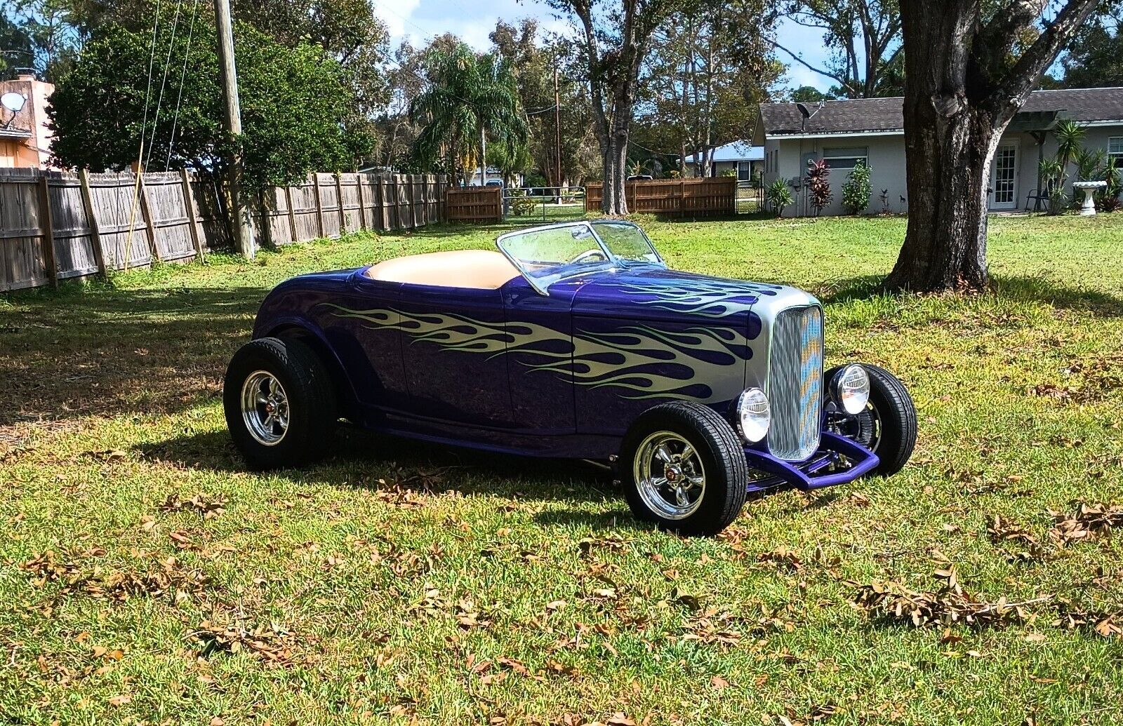 Ford-Roadster-Berline-1932-1