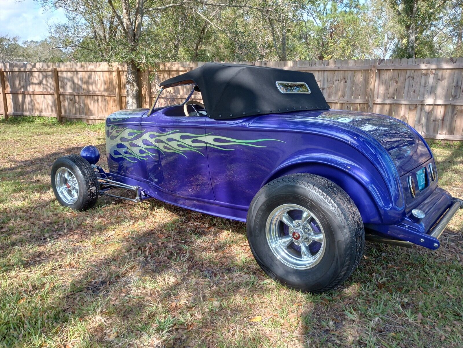 Ford-Roadster-Berline-1932-8