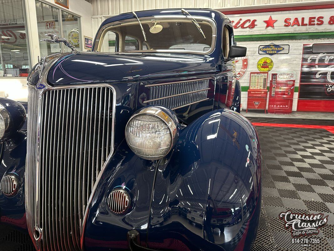 Ford-Sedan-1936-7