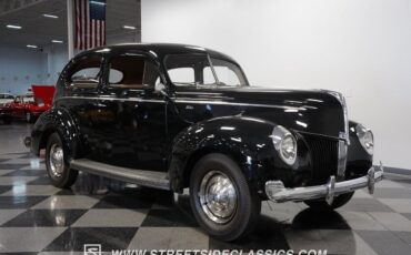 Ford-Standard-Berline-1940-16