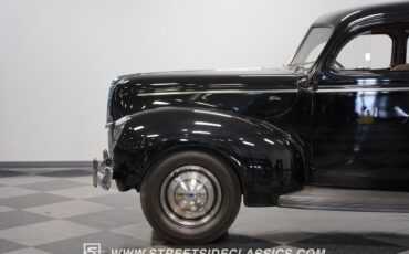 Ford-Standard-Berline-1940-23