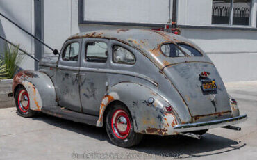 Ford-Standard-Deluxe-1940-6