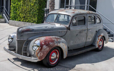 Ford-Standard-Deluxe-1940-7