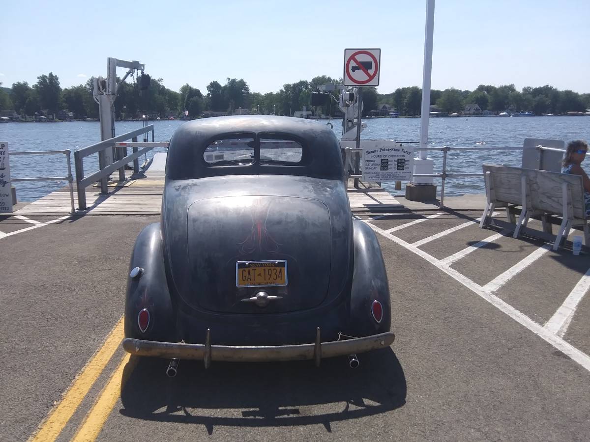 Ford-Standard-coupe-1938-11