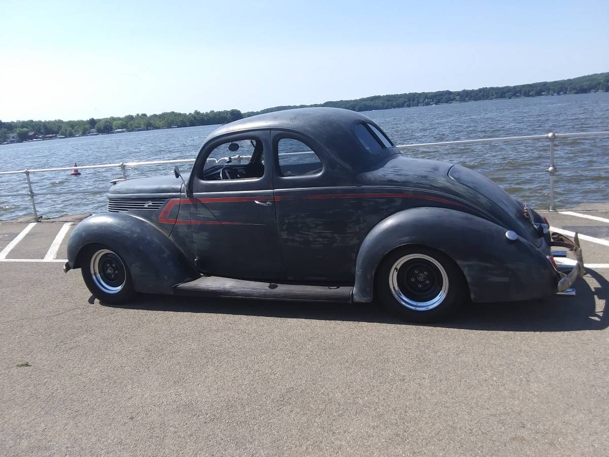 Ford-Standard-coupe-1938-13