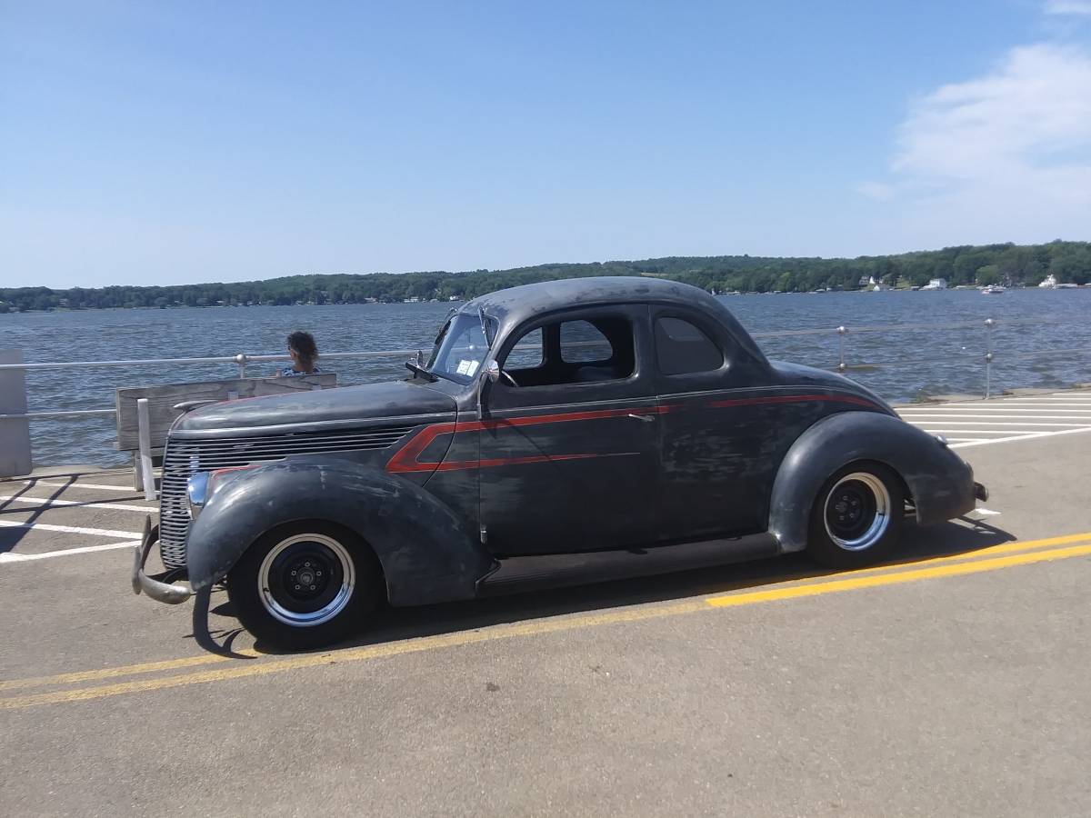 Ford-Standard-coupe-1938