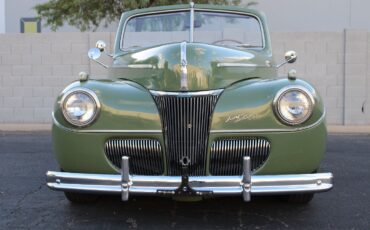 Ford-Super-DeLuxe-Cabriolet-1941-21