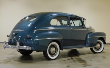 Ford-Super-Deluxe-1947-5