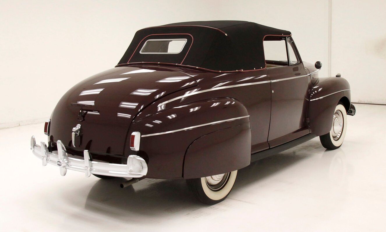 Ford-Super-Deluxe-Cabriolet-1941-7