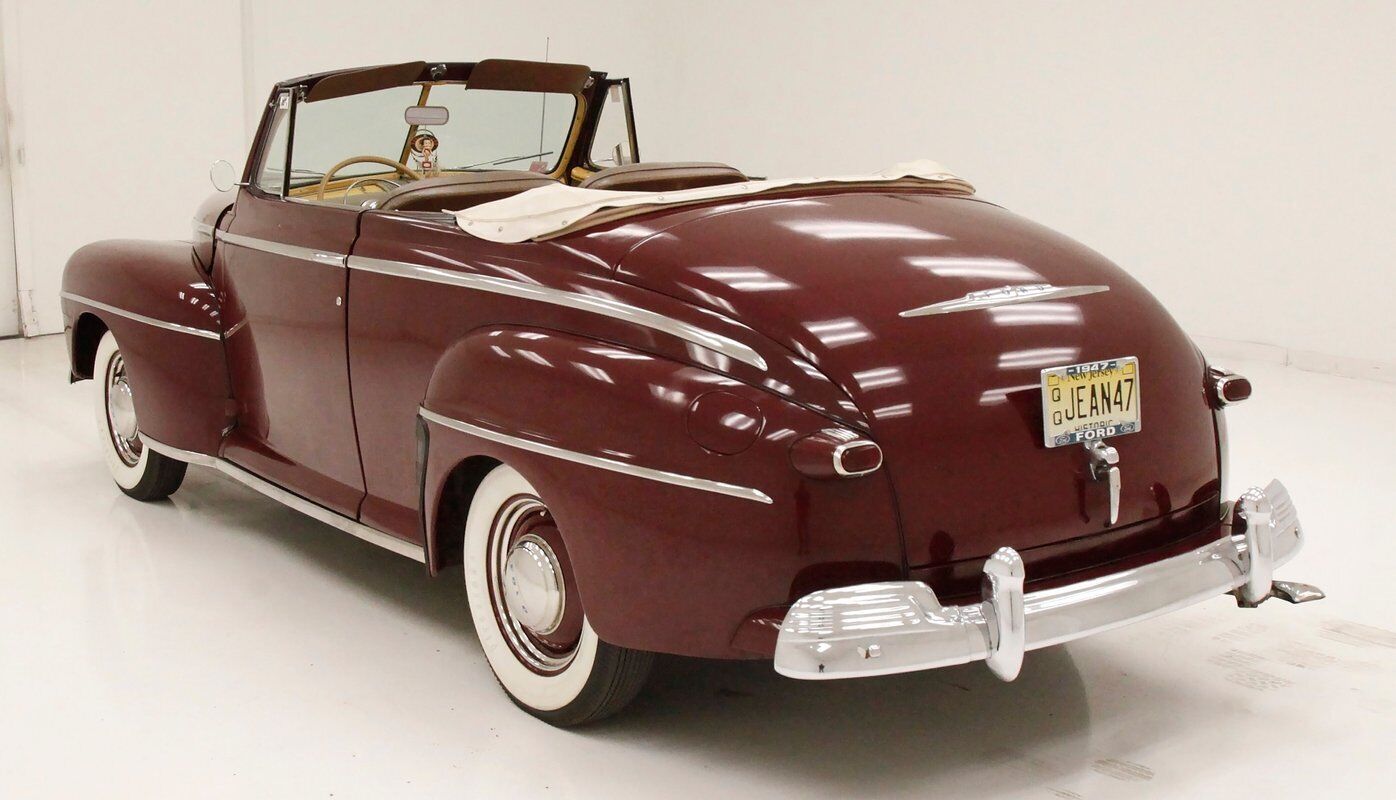 Ford-Super-Deluxe-Cabriolet-1947-5