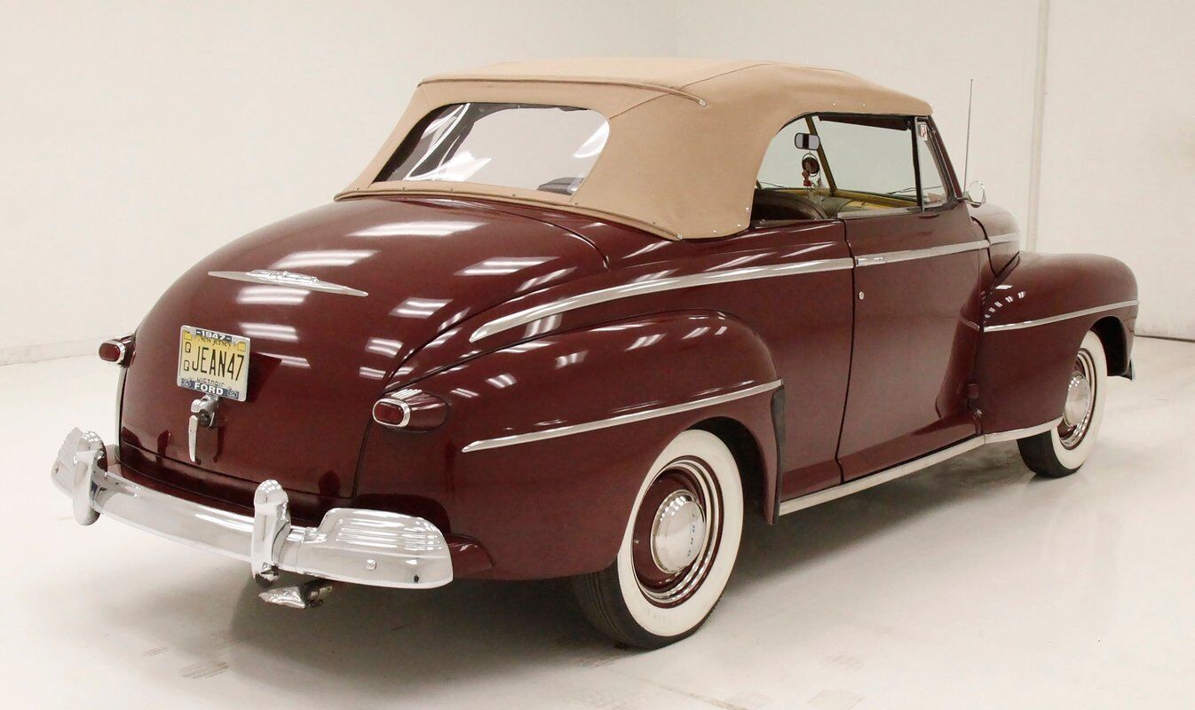 Ford-Super-Deluxe-Cabriolet-1947-6