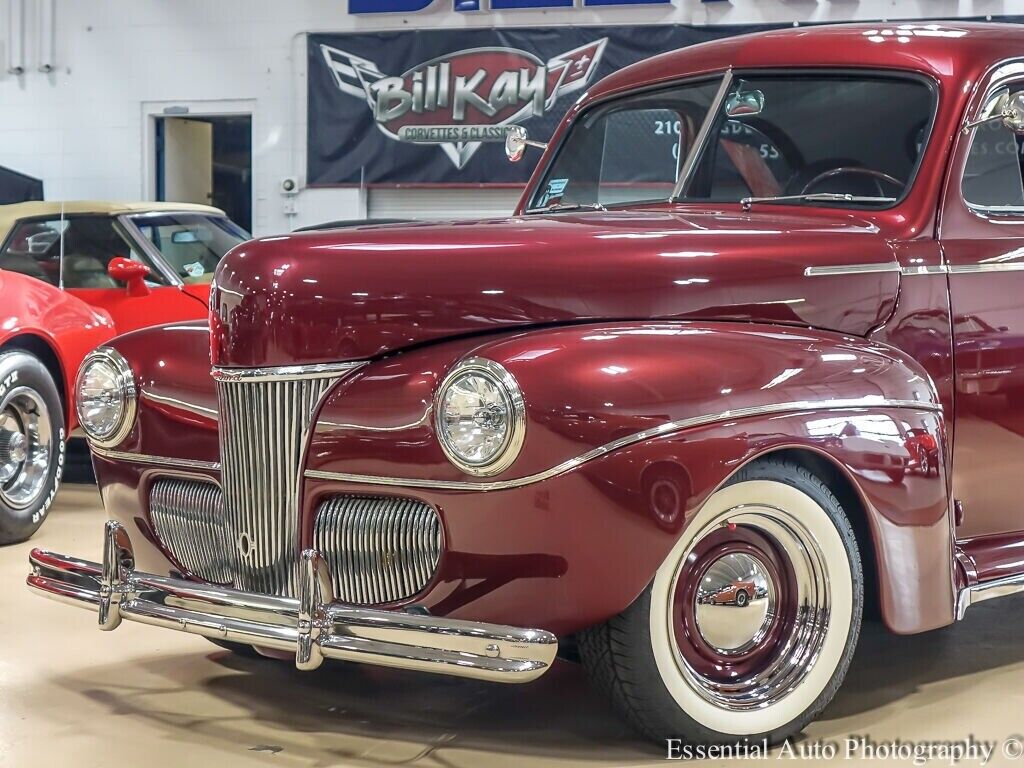 Ford-Super-Deluxe-Coupe-1941-2