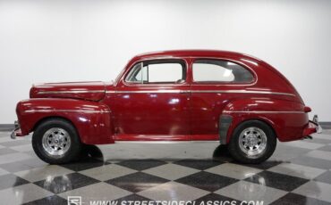 Ford-Super-Deluxe-Coupe-1946-2