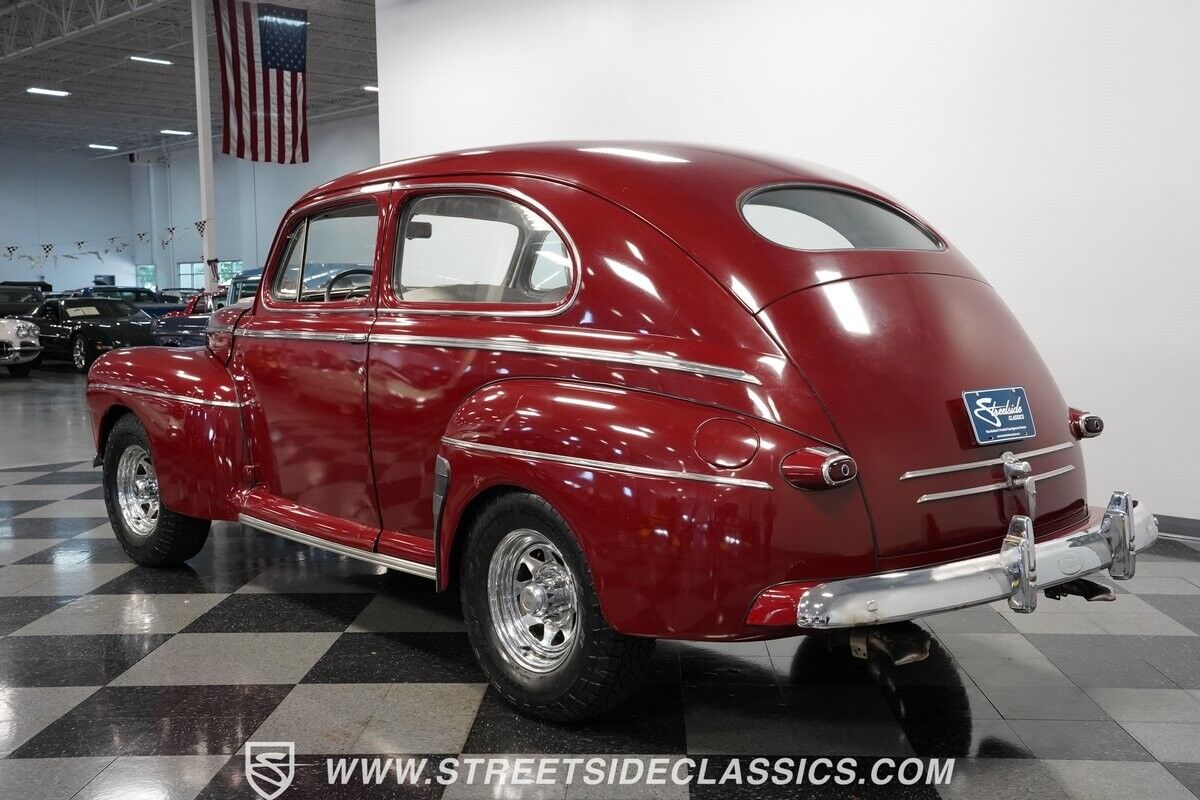 Ford-Super-Deluxe-Coupe-1946-9