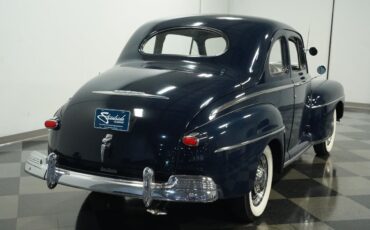 Ford-Super-Deluxe-Coupe-1947-9