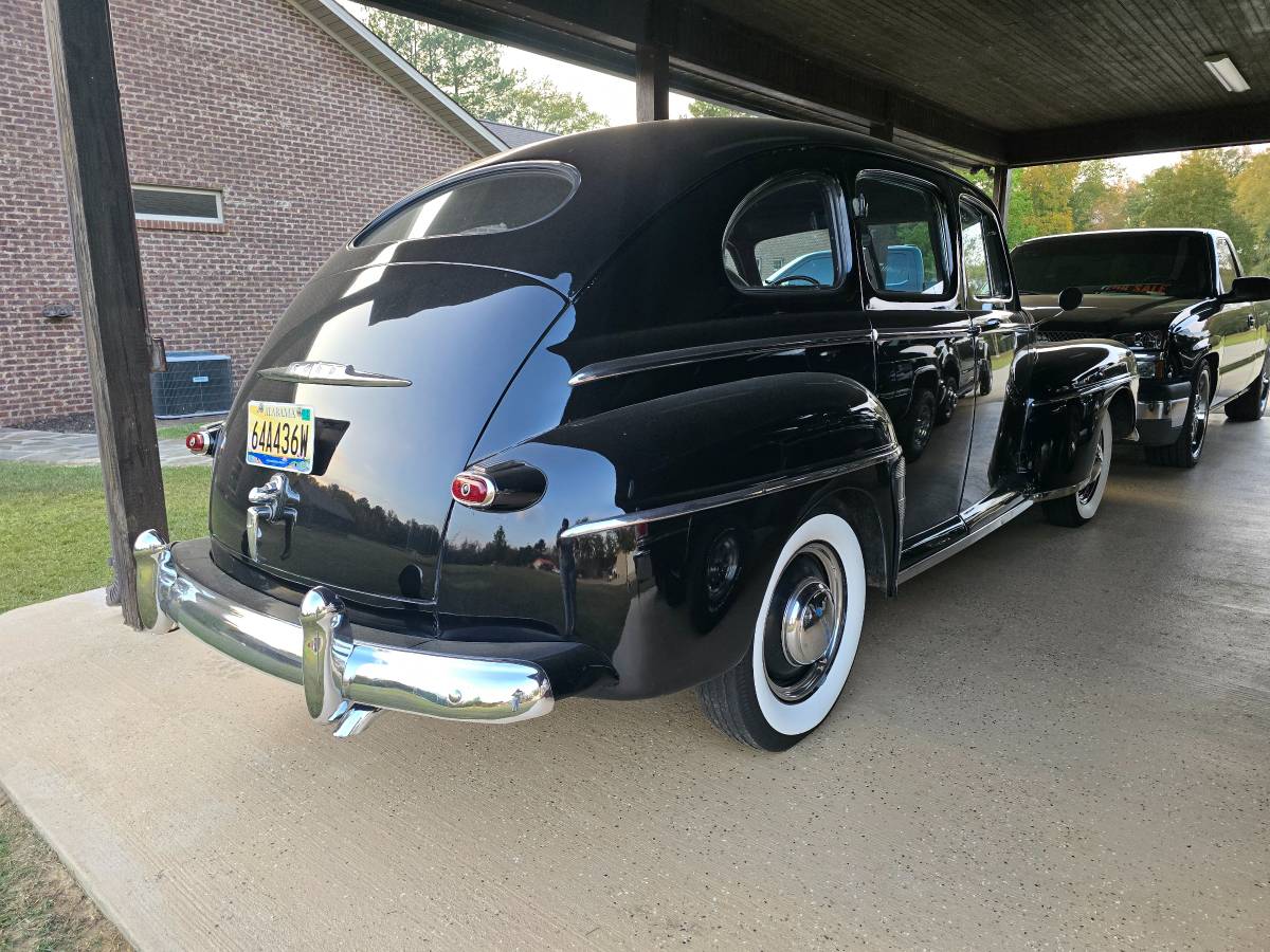 Ford-Super-deluxe-1948-3