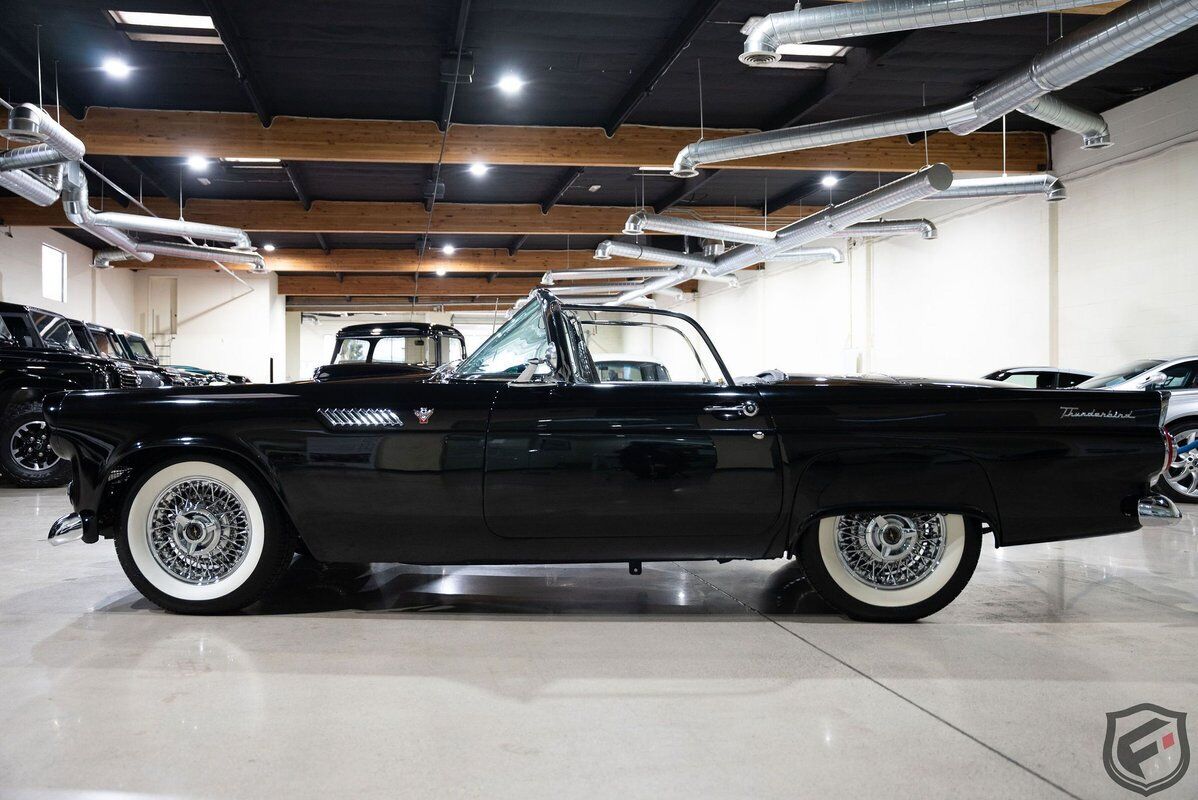 Ford-Thunderbird-1955-7