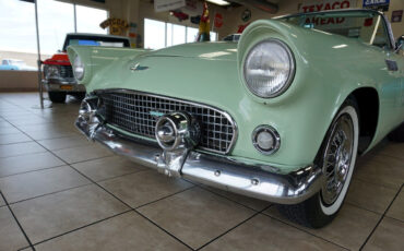 Ford-Thunderbird-1956-18