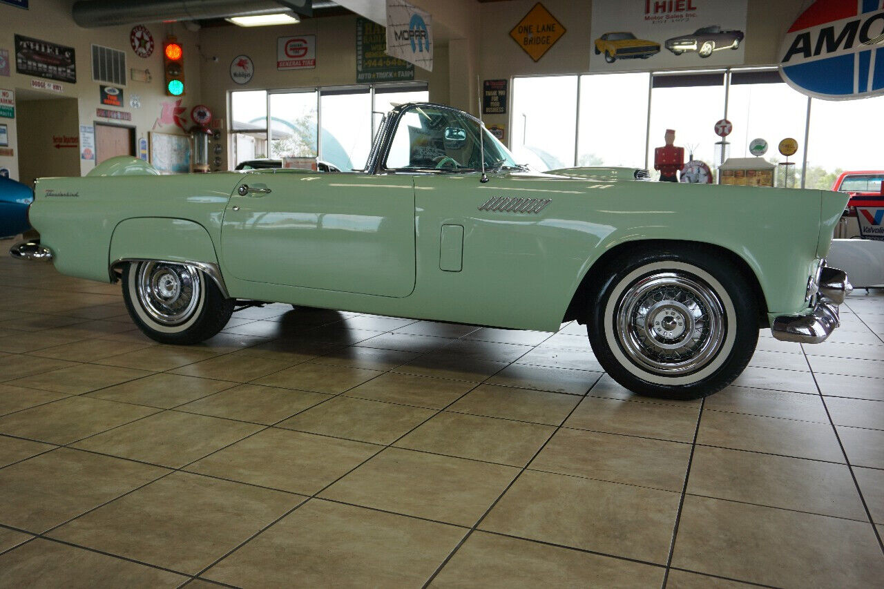 Ford-Thunderbird-1956-8