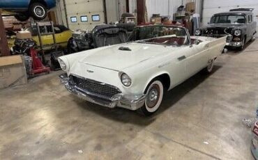 Ford-Thunderbird-1957-1