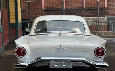 Ford-Thunderbird-1957-3