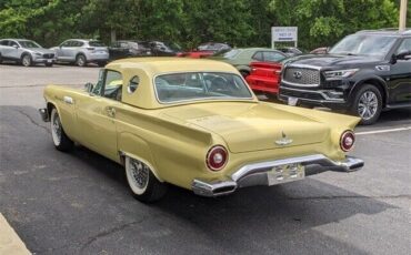 Ford-Thunderbird-1957-3