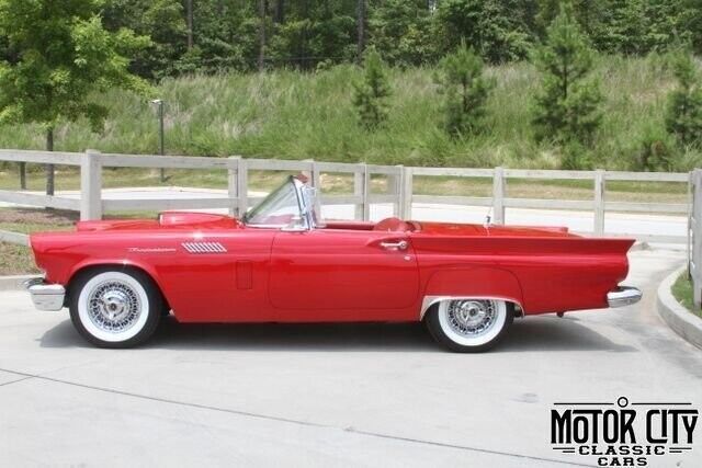 Ford-Thunderbird-1957-4