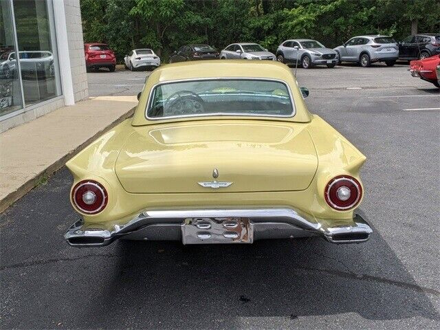 Ford-Thunderbird-1957-4