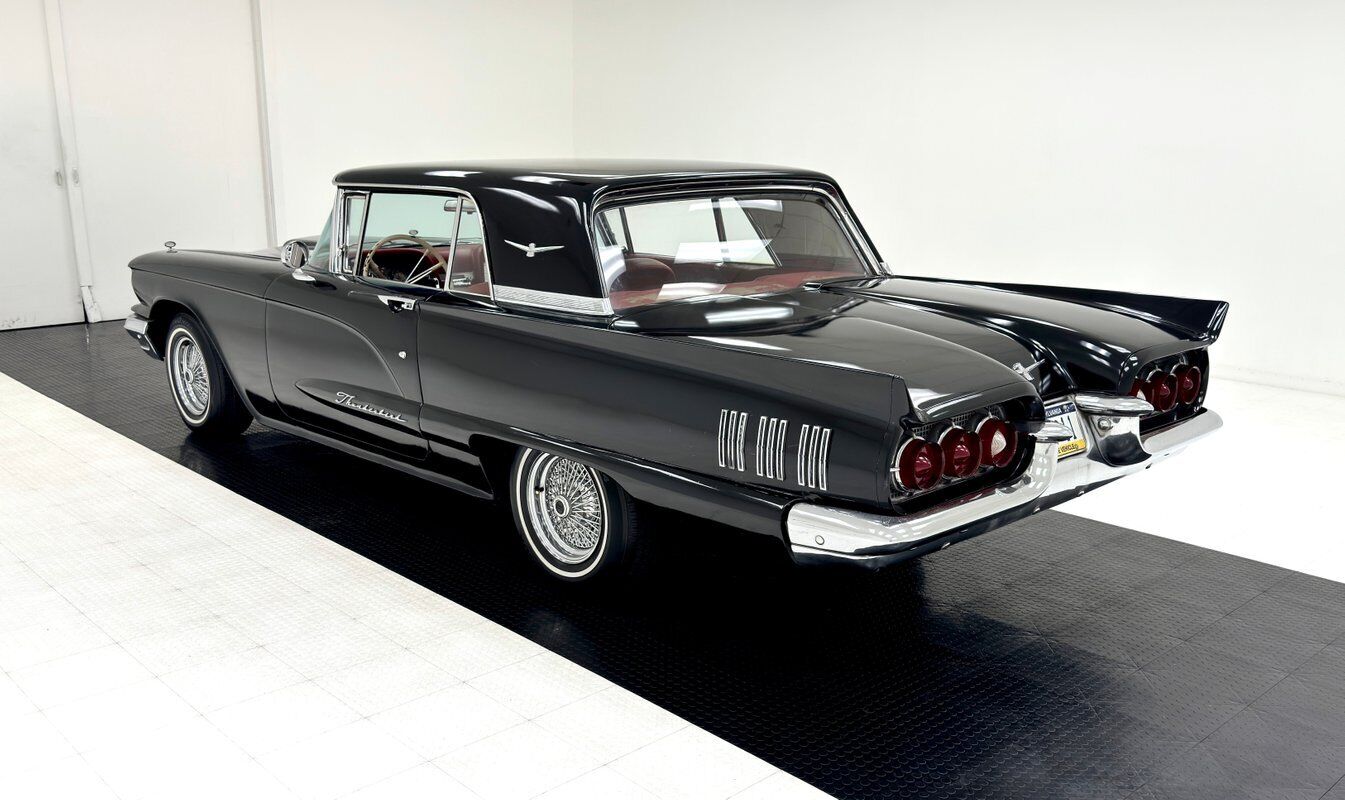 Ford-Thunderbird-1960-2