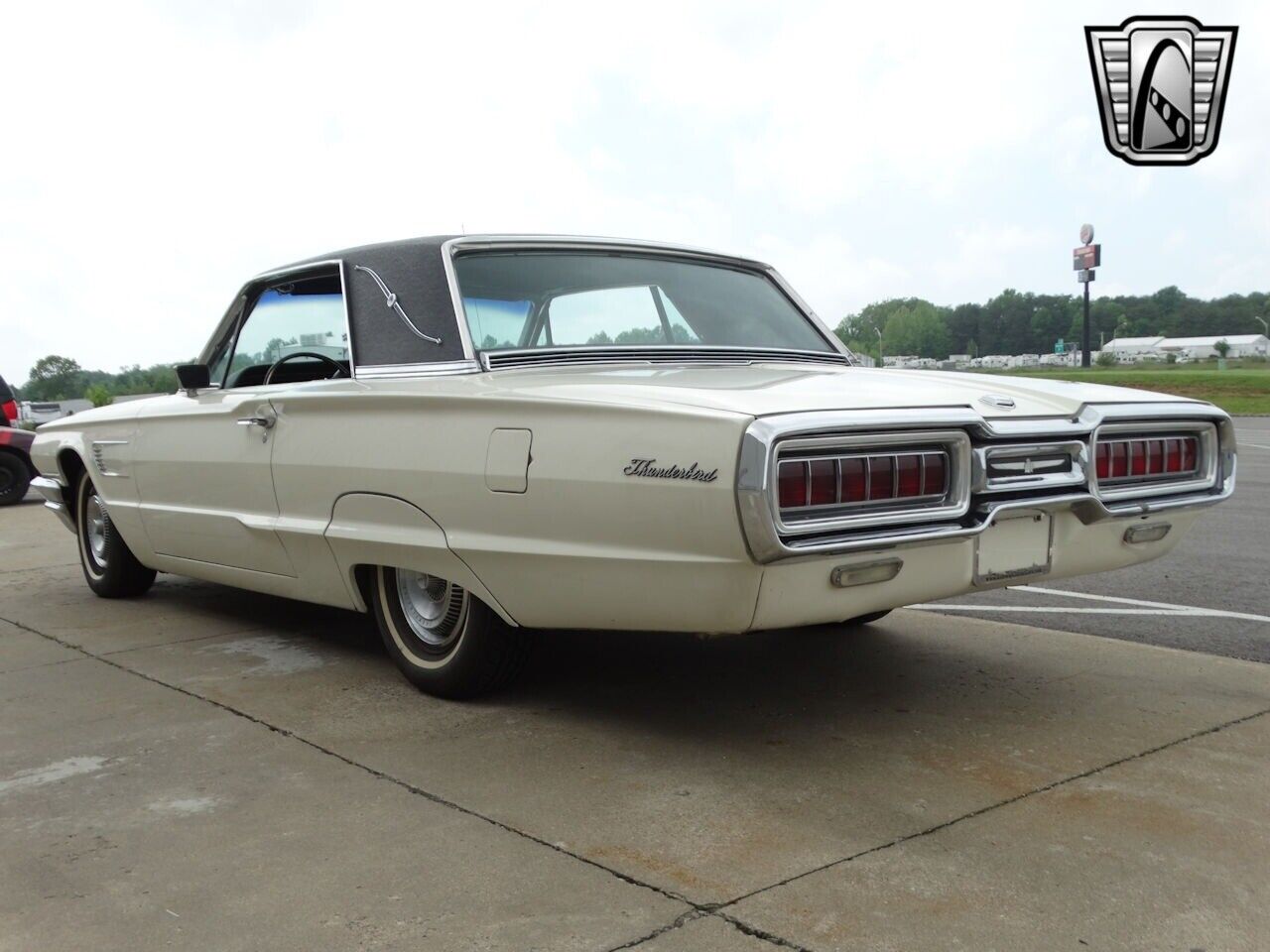 Ford-Thunderbird-1965-5