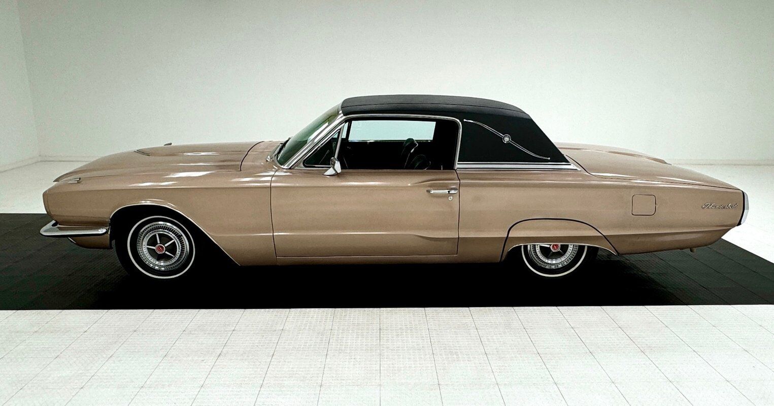 Ford-Thunderbird-1966-1