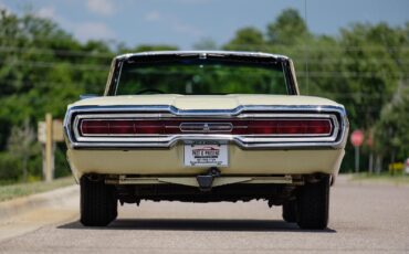 Ford-Thunderbird-1966-4