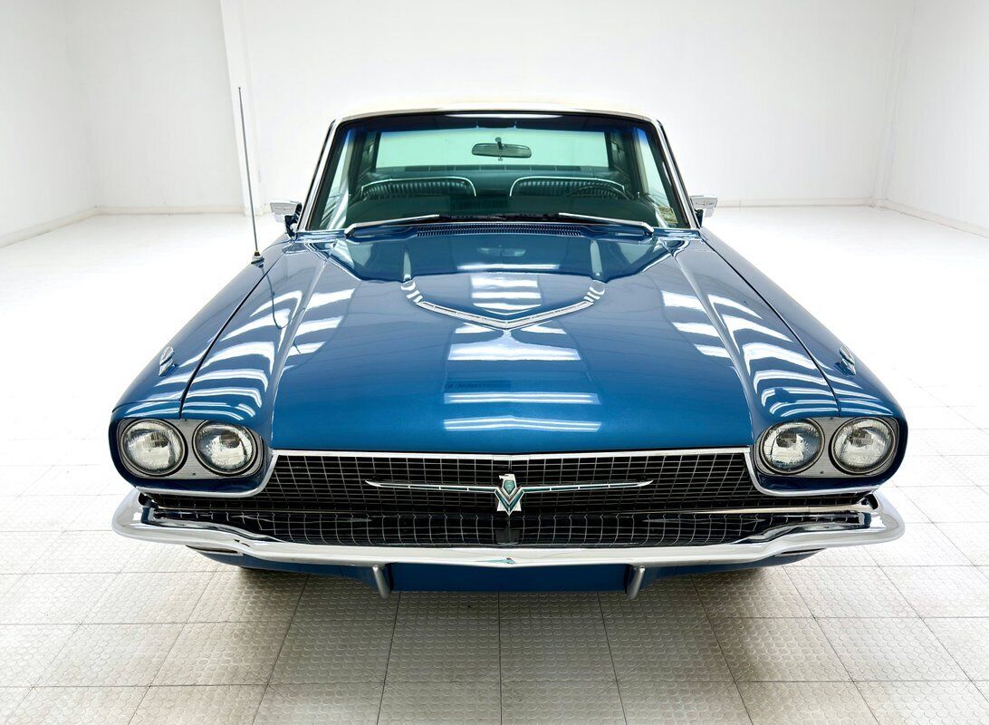 Ford-Thunderbird-1966-7